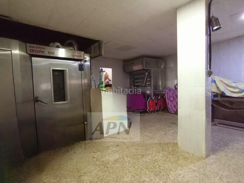 Foto 9b7a3459-9ae8-4e0f-bf1e-1b4a89b29df6. Casa adossada a Álora