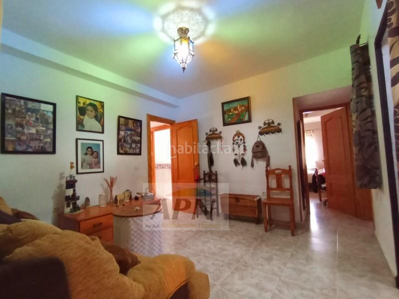 Foto cba73640-806f-4db0-b72f-34c674f585e6. Reihenhaus in Álora