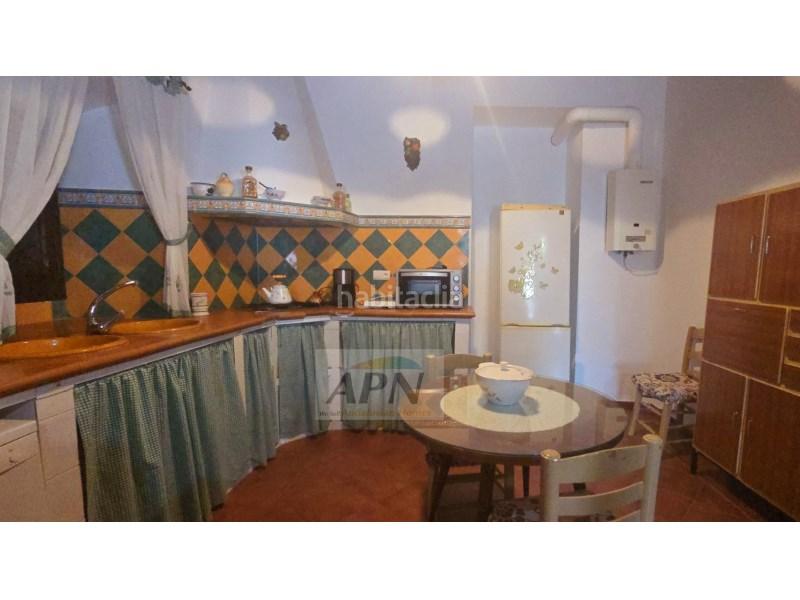 Foto d9b5135d-f5ef-406e-8a30-d654d15a9c22. Masia a Álora