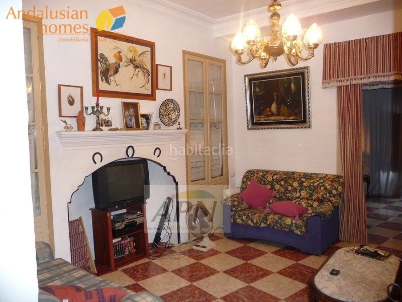Foto 5a859de8-b8e7-4b5c-aa2f-ab359957174c. Casa adossada a Álora
