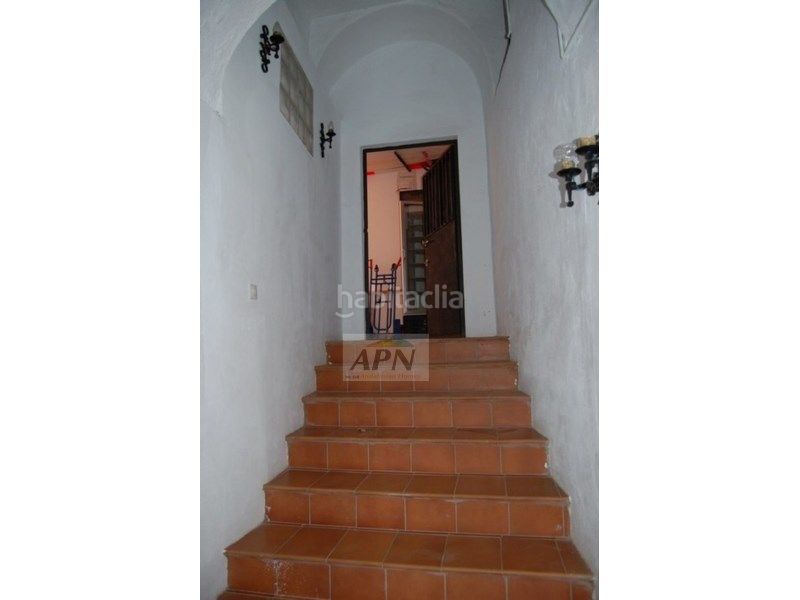 Foto 5fd9642d-17d5-41b3-b2d5-eb2ec689af41. Casa adossada a Álora