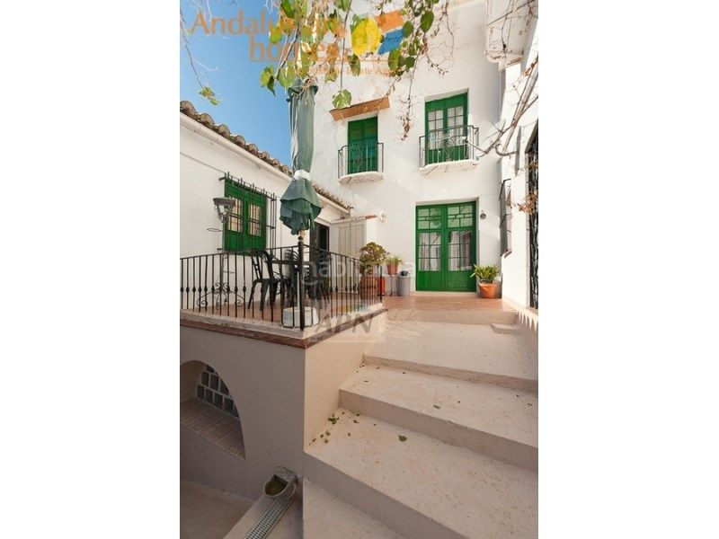 Foto 8fa73fe2-fd9d-48db-8ebf-48f5ef52de47. Casa adossada a Álora