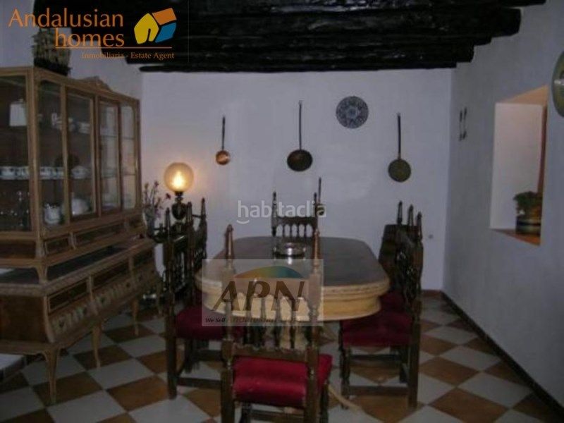 Foto e2a849fb-ab4d-4ed4-a437-f0d7a485f6d5. Casa adossada a Álora