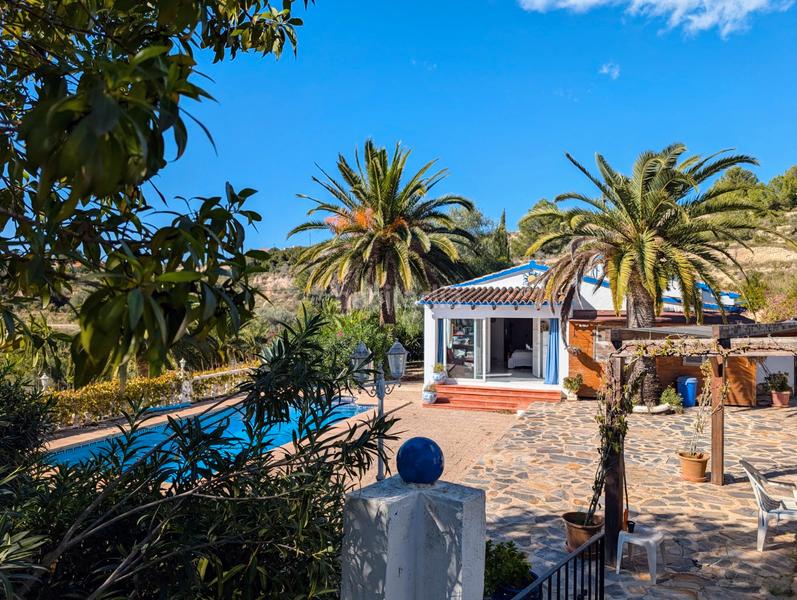 Foto 179ae5de-c187-4485-8d18-ef1d4958997b. Casa con parcheggio in Centro Poble Nou de Benitatxell (el)