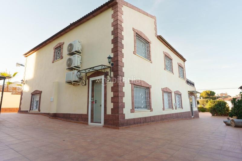 Foto 57e2c8de-dab4-4eb7-9c15-73f506cb4621. Haus mit pool in Los Balcones-Los Altos Torrevieja