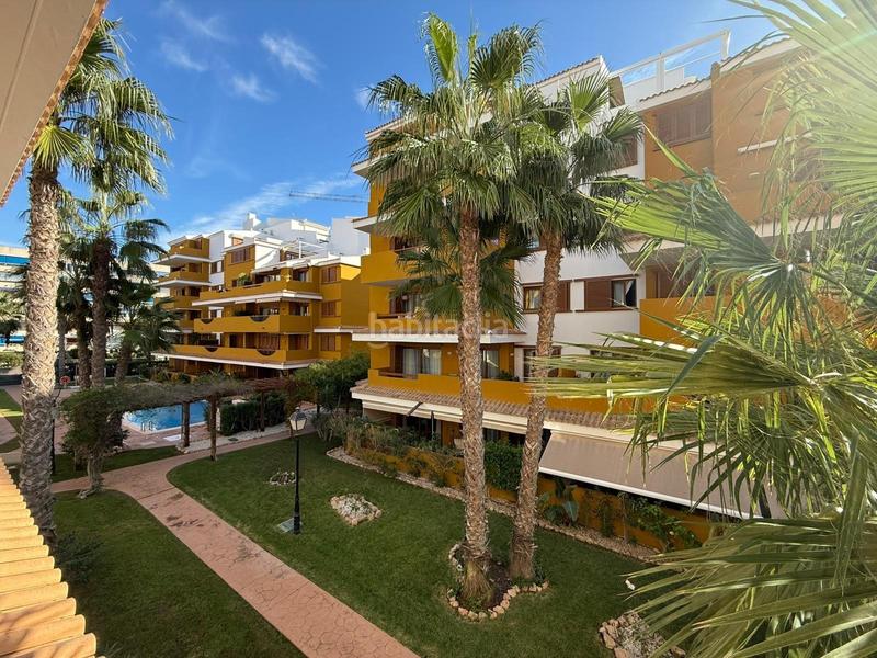 Foto d670b539-f7ec-4ad8-a204-a46fafea9105. Apartamento en Punta Prima Torrevieja