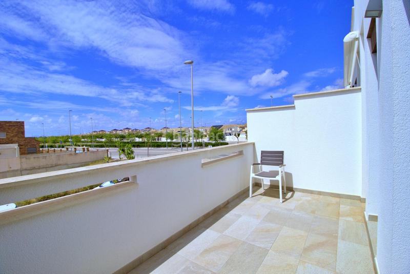 Foto 4c960eff-0e0a-40d0-9ede-e72764fed633. Casa in Torre de la Horadada Pilar de la Horadada