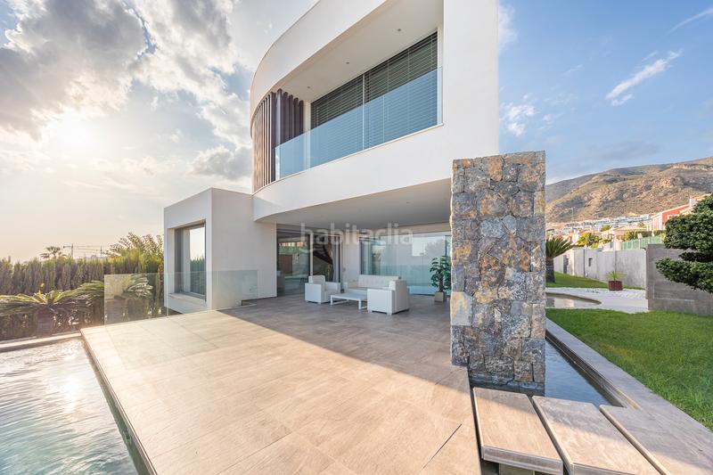 Foto 3485d54d-2695-418c-a3bb-b982f668749c. Casa en Golf Bahía Finestrat