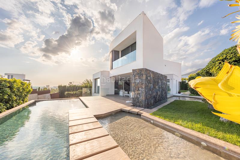 Foto f3cf0ec4-0700-4136-8845-67144d069e49. Casa en Golf Bahía Finestrat