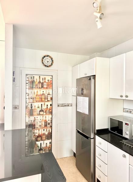 Foto 1109f8a6-ec09-485e-945d-fc17fe5c3b2c. Casa adosada en Poblets (els)