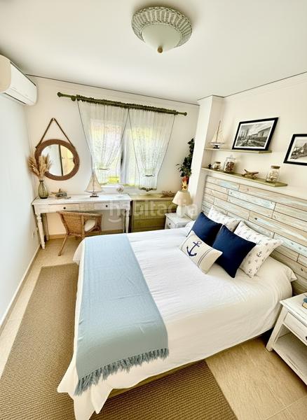 Foto cafd1cb9-d3cd-451b-b87e-e6b3c872d0dc. Casa adosada en Poblets (els)