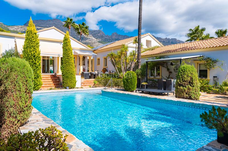 Foto a0085a1d-5ec5-4ddb-b0aa-120aabe2ba53. Casa a Altea la vella Altea