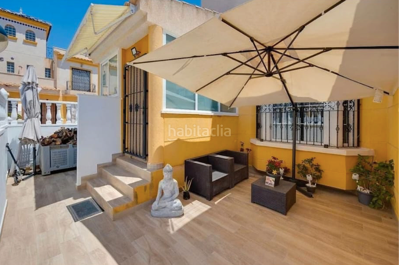 Foto a0164768-175e-4961-9efe-a22360b96e7f. Casa a schiera in Pueblo Guardamar del Segura