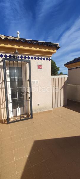 Foto e3144d1e-5976-4e67-a89f-aea23c02979a. Maison jumelée dans Pueblo Guardamar del Segura