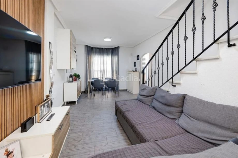 Foto a8fcc500-695e-494b-8acc-63c34953dd79. Semi detached house in Pueblo Guardamar del Segura