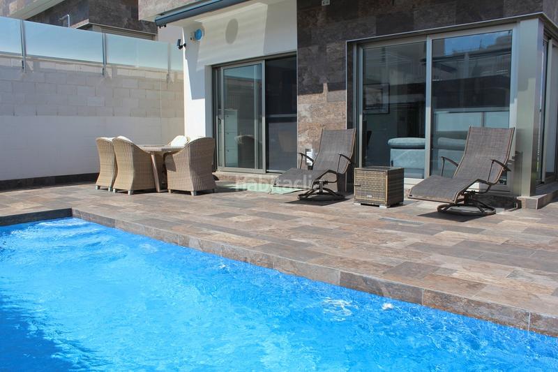 Foto 4613aa5b-5d03-44e9-8389-633b05a23cf3. Casa in La Zenia Orihuela