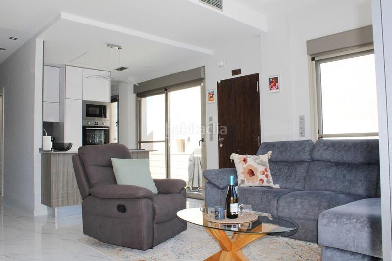 Foto bc1eb91f-c178-45eb-9dcb-914c05fe9a51. Haus in La Zenia Orihuela