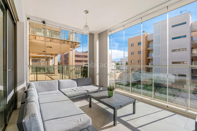 Foto 1050dd28-5ca3-49d1-9bb1-3a6a3fd4eab8. Apartament amb aparcament a Villamartín-Las Filipinas Orihuela