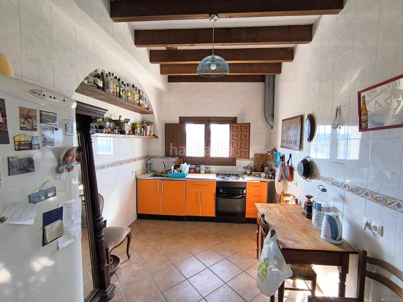 Foto 45c38f99-9124-48cc-997f-9cf0e9181654. Maison avec parking dans Novelda