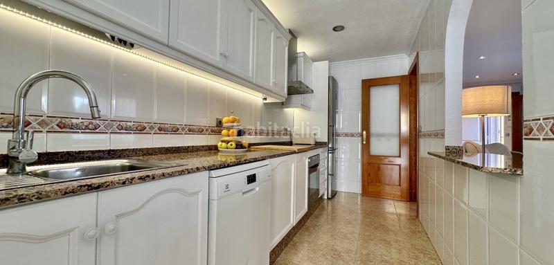 Foto d5a63570-31b1-4348-943e-118d31cbd6ea. Maison jumelée dans La Florida Orihuela