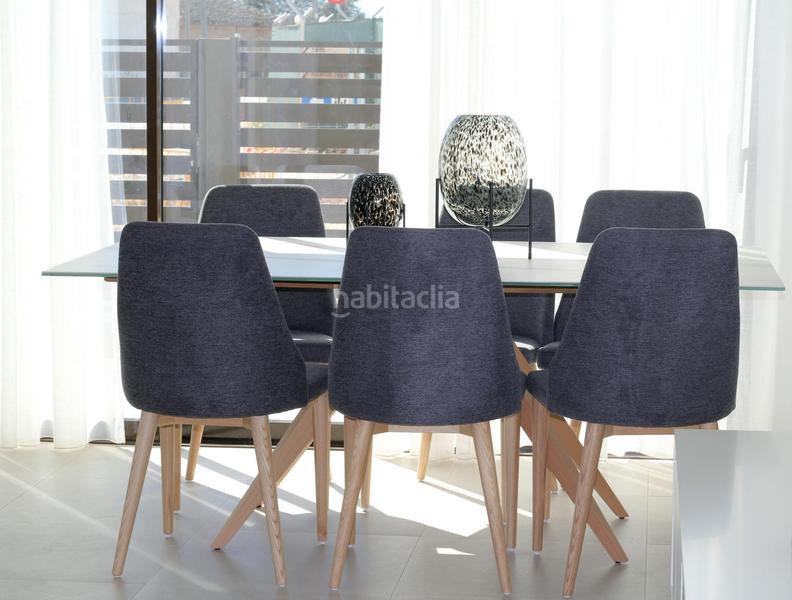 Foto a8bd22b4-a180-4ecf-9992-c61f438f52e4. Casa a schiera con parcheggio in Pilar de la Horadada ciudad Pilar de la Horadada