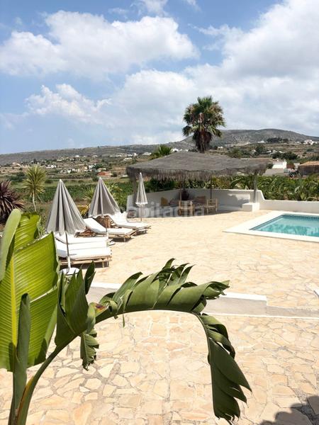 Foto 2fb68fff-83ca-420e-b637-44bf65890013. Bauernhof in Cumbre del Sol Poble Nou de Benitatxell (el)