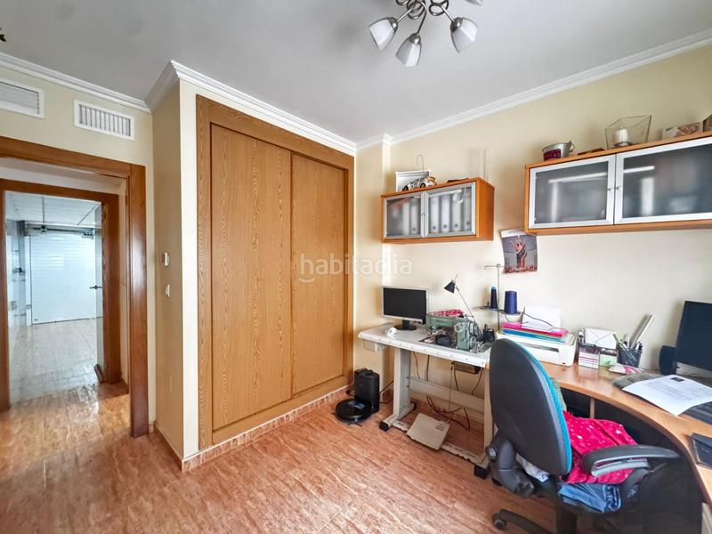 Foto f04fb828-948b-4da1-b9c5-80421927739b. House with parking in Centro Alcázares (Los)