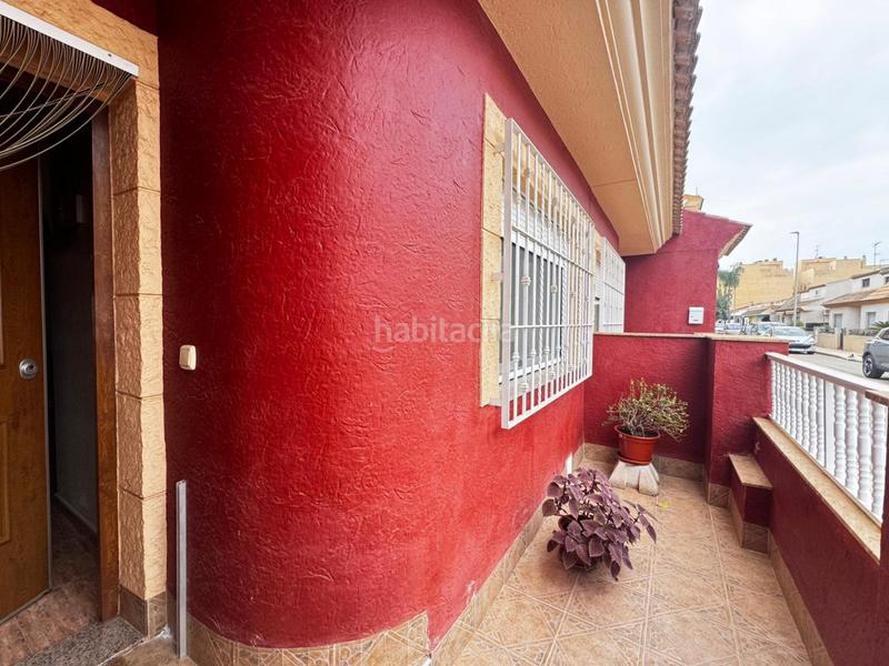 Foto 0b6776b0-70cb-461f-b8cd-756d7e03bf94. Maison avec parking dans Centro Alcázares (Los)