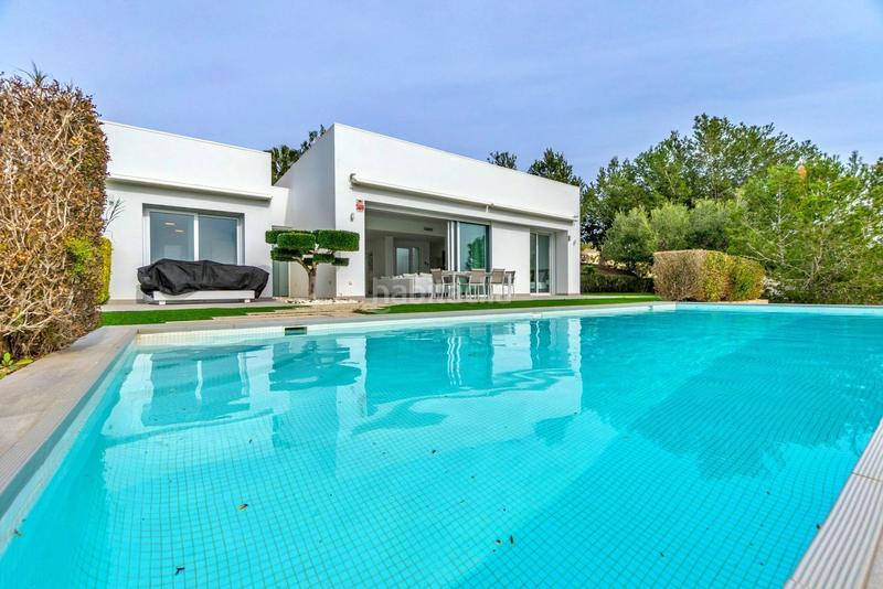 Foto ce0fbd6f-a91a-47c7-a308-21ca3ad27099. House in Lomas de Campoamor - Las Ramblas Orihuela