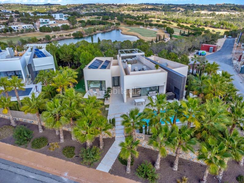 Foto 7f2b750b-94e5-4d6a-b0ba-190db426df2e. Maison dans Lomas de Campoamor - Las Ramblas Orihuela