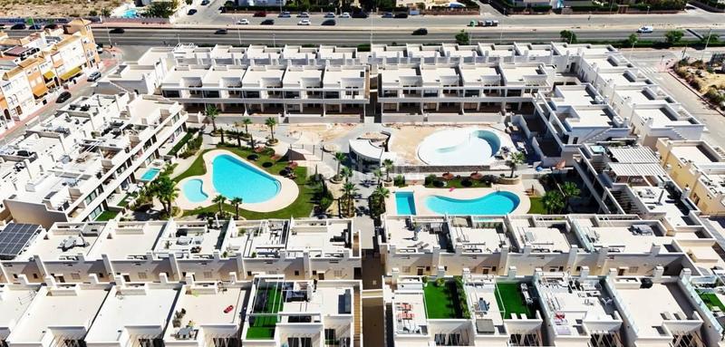 Foto f6a7eabd-530d-4aa5-8278-de65095d6898. Apartamento en La Veleta Torrevieja