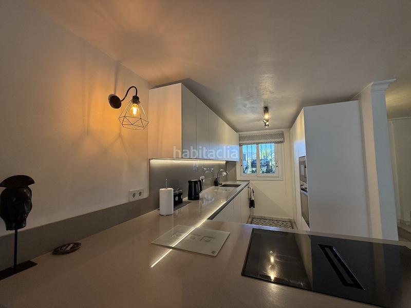 Foto 51282697-f310-49be-af44-4fe467a485b3. Maison jumelée avec parking dans Paraiso - Barronal Estepona