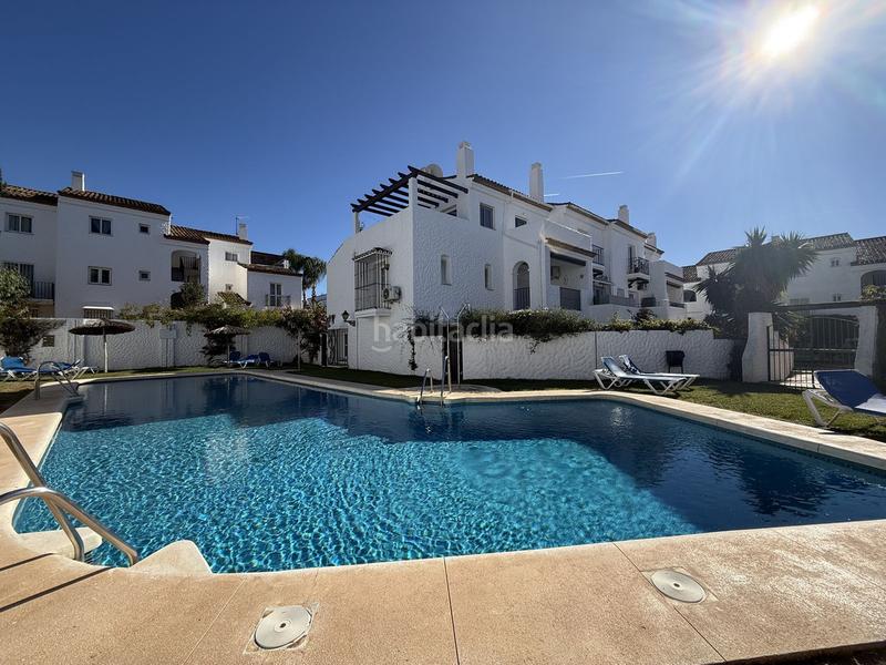 Foto bf8f54d4-9ae2-4ca5-9f93-5237afc30d1b. Maison jumelée avec parking dans Paraiso - Barronal Estepona