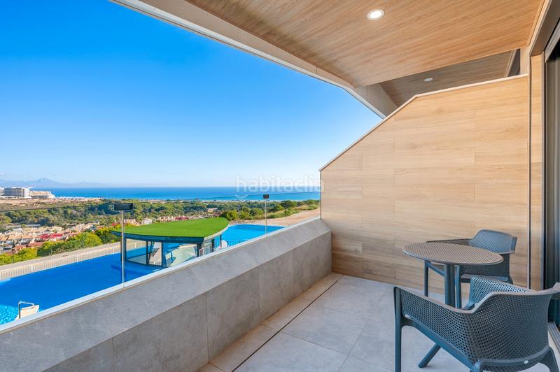 Foto 0fc4ebbc-2dbf-4d24-8d52-e92144789b23. Àtic amb aparcament a Monte y Mar Santa Pola