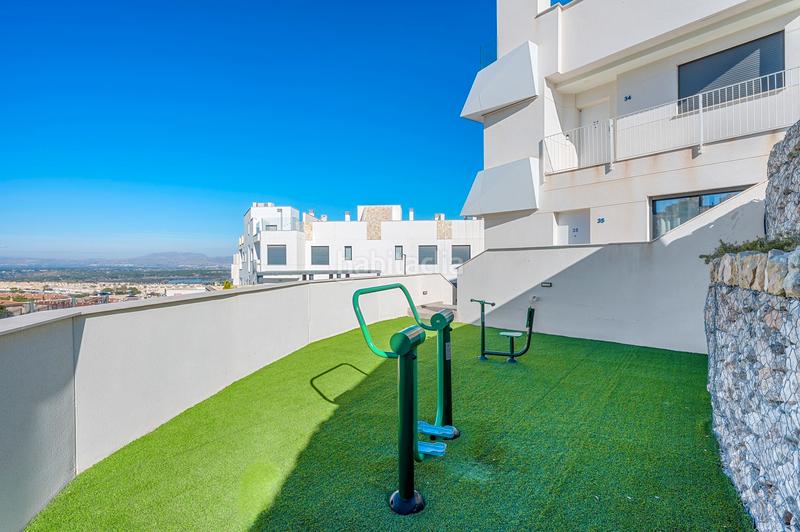 Foto 1b9ee96d-a5b3-4bb3-8181-cbd9b6a35077. Àtic amb aparcament a Monte y Mar Santa Pola