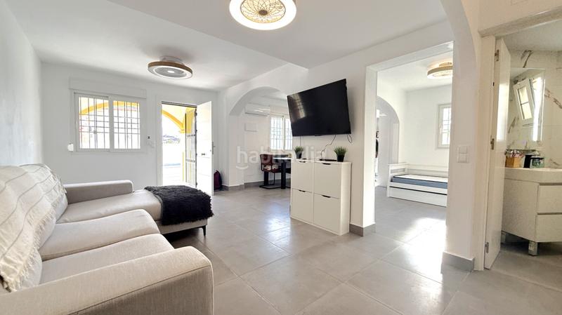 Foto a1383cca-cad7-4940-abe6-829f506ab9b4. House in La Zenia Orihuela