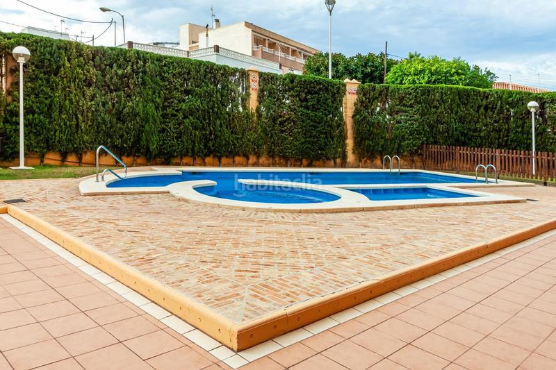 Foto fbaba7d6-2161-4c74-b4bd-0fc82f531377. Apartament a Zona Playa de los Locos Torrevieja