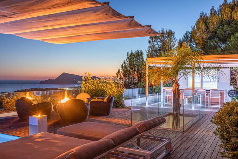 Foto ce9db82c-c30d-4550-9ce1-cb83591ae0b1. Casa amb xemeneia a Altea la vella Altea