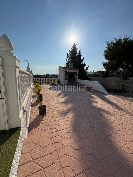 Foto 80b0c808-aa1b-47ed-a9d2-ceb08ceeb804. Casa amb piscina a Albatera