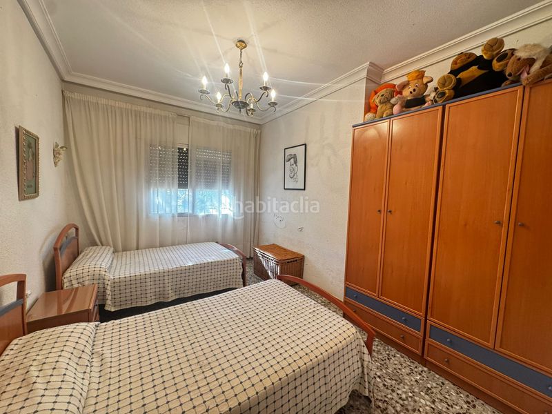 Foto 417dd57f-00f7-47c5-937f-99a3f02a989b. Casa amb xemeneia piscina a Roche Unión (La)