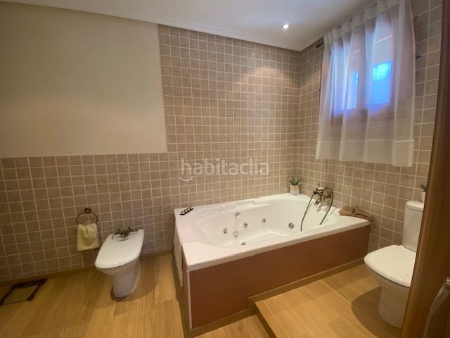 Foto ed3ce5eb-8bea-44c4-b989-cf37d9ced119. Casa a Cabezo de Torres Murcia