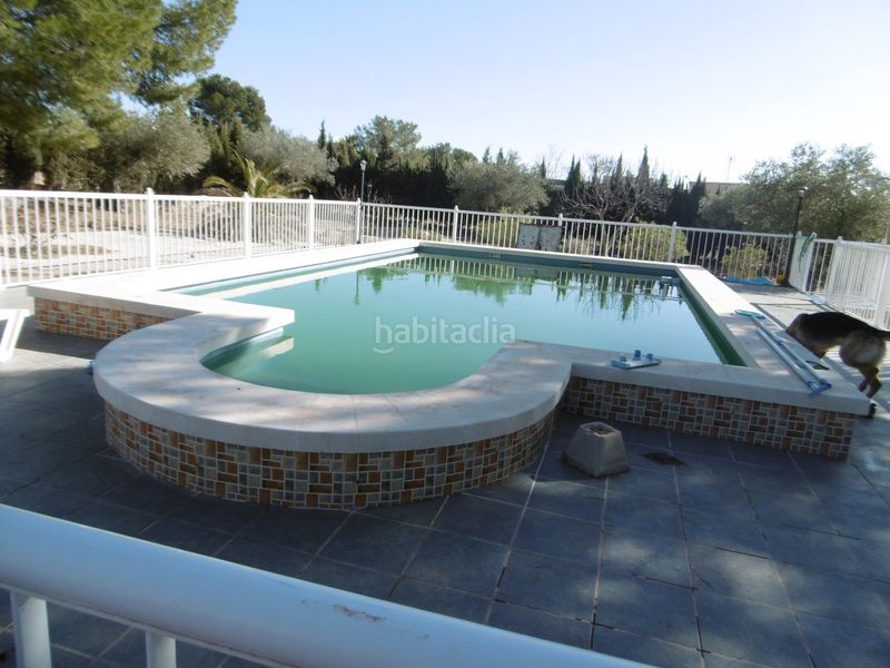 Foto 69869804-26a6-4f88-a081-28573bcf33be. Casa amb aparcament piscina a Yecla