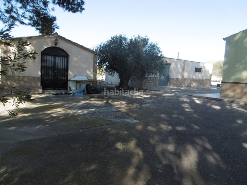 Foto eff78bd8-fb75-4be7-9056-7dc4fc9a3e88. Casa amb aparcament piscina a Yecla