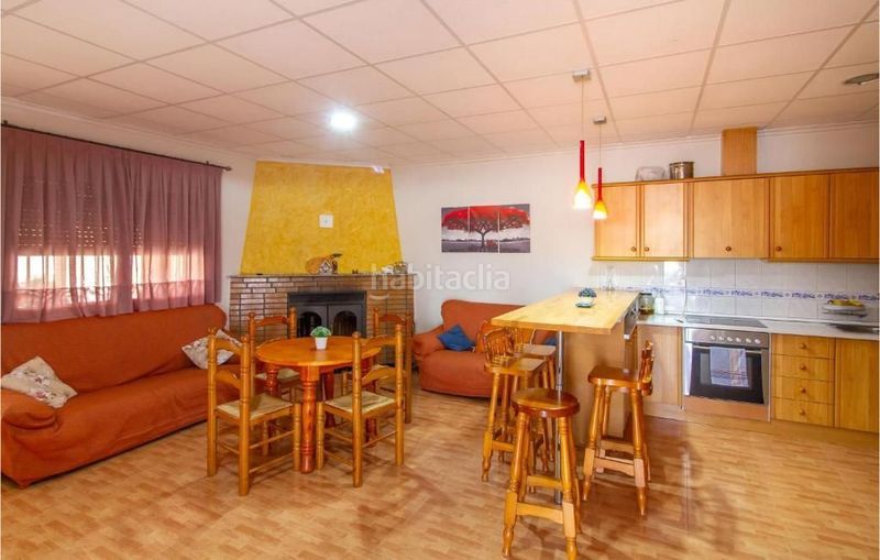 Foto de0e91e1-c1d2-4767-abad-6d2be63b0c27. Casa amb piscina a Pinoso