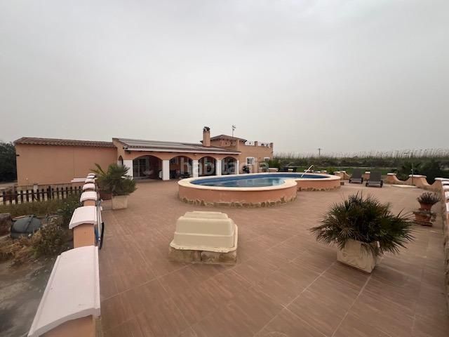 Foto 6952c83c-7b09-444d-a2a8-d6667fe2c60e. Masia amb piscina a Dolores