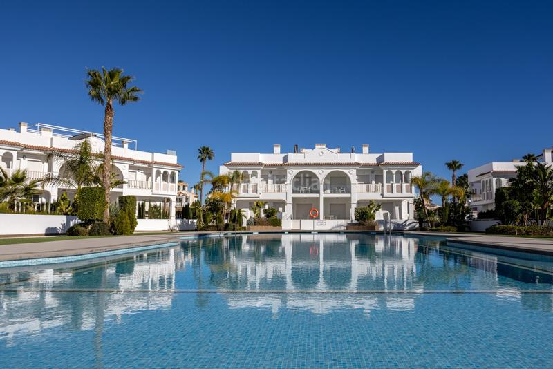 Foto e494ecee-604e-45f5-9235-200ebbfc6c50. Àtic amb piscina a Rojales