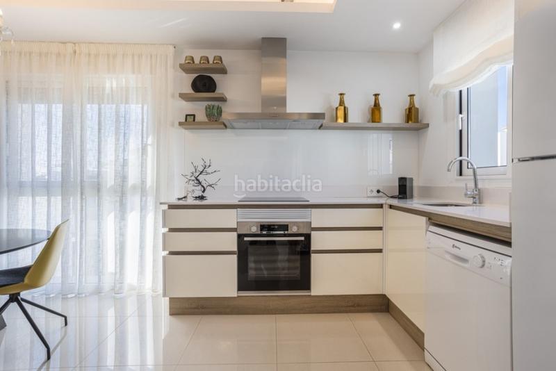 Foto b6b724dc-83af-4cdd-9353-10ac495bd698. Àtic amb piscina a Rojales