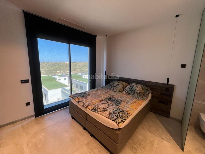 Foto b8132af1-ee81-4481-9c5c-ad5ab2f00294. Casa amb aparcament piscina a La Marquesa Rojales