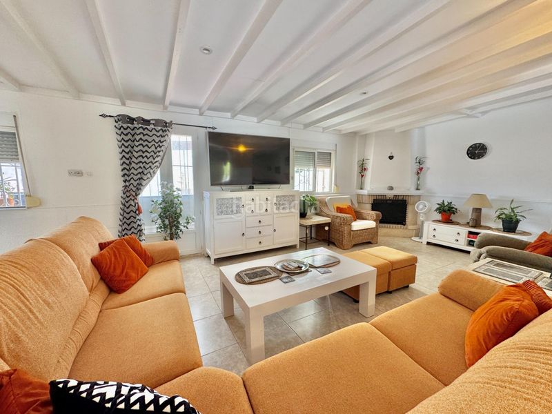 Foto 10e86947-270e-4d16-9e76-ff99e337d969. Casa amb piscina a Dolores