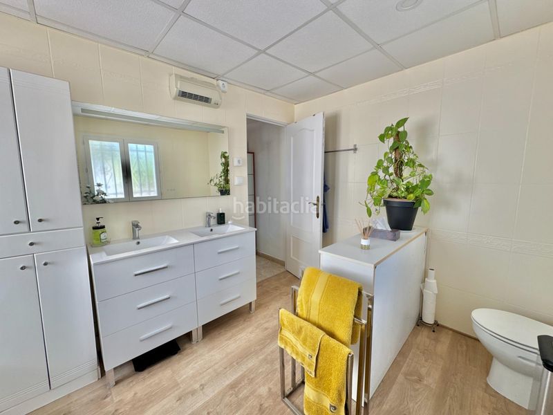 Foto 4713f26d-f554-4b4f-84df-3947ef56b1fc. Casa amb piscina a Dolores